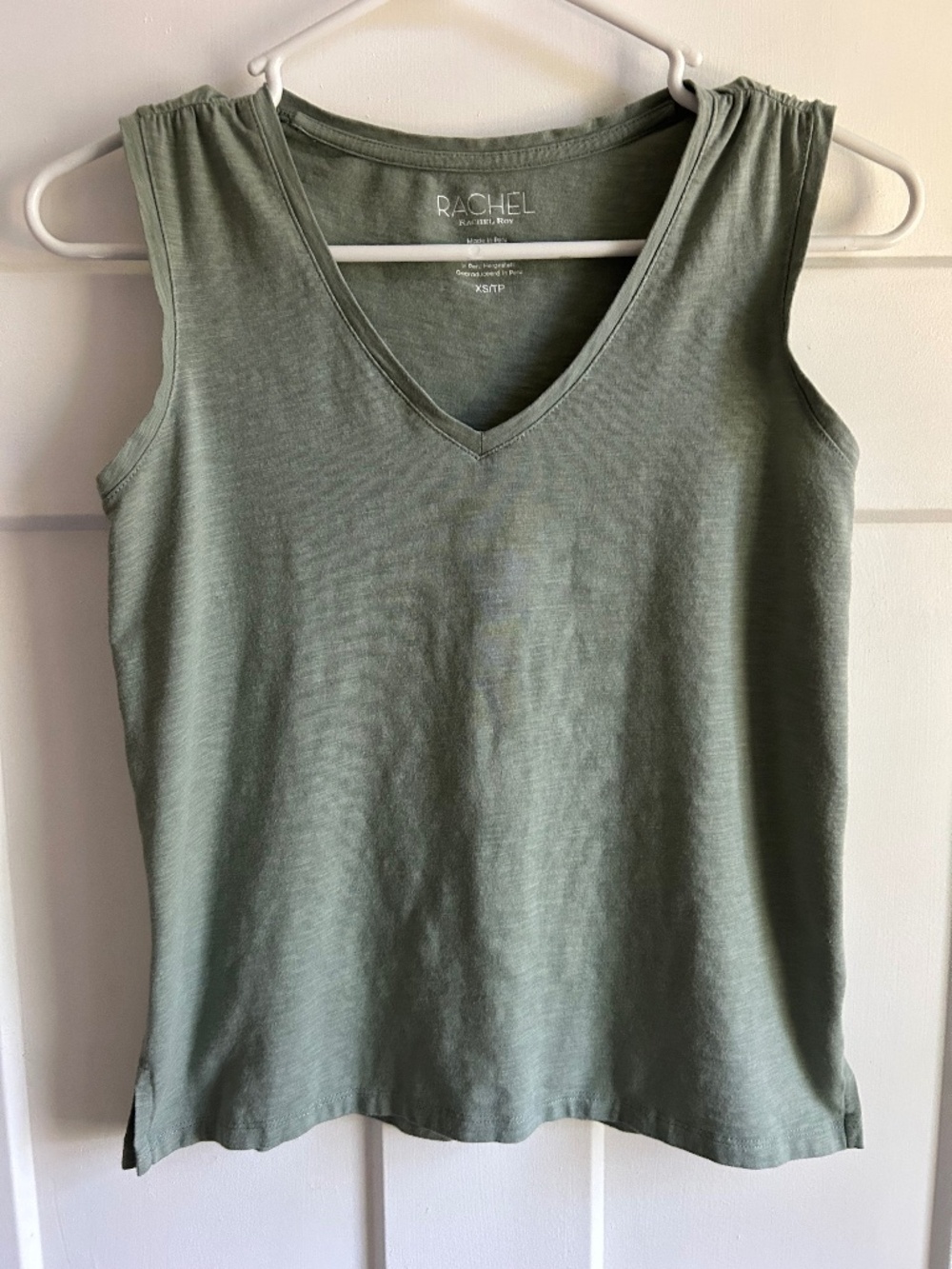 Women’s XS Sage Green Sleeveless